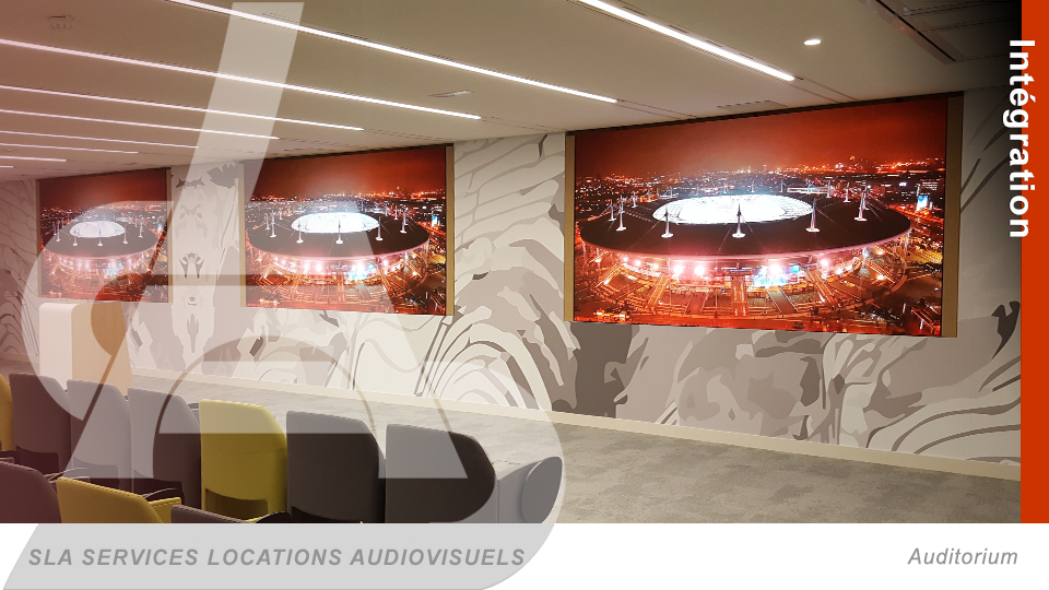 Équipement audiovisuel avec écrans LED et système de gestion automatisée